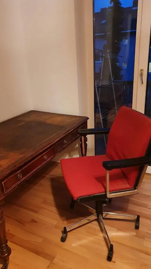 Private 2,5 Room Apartment In 뮌헨