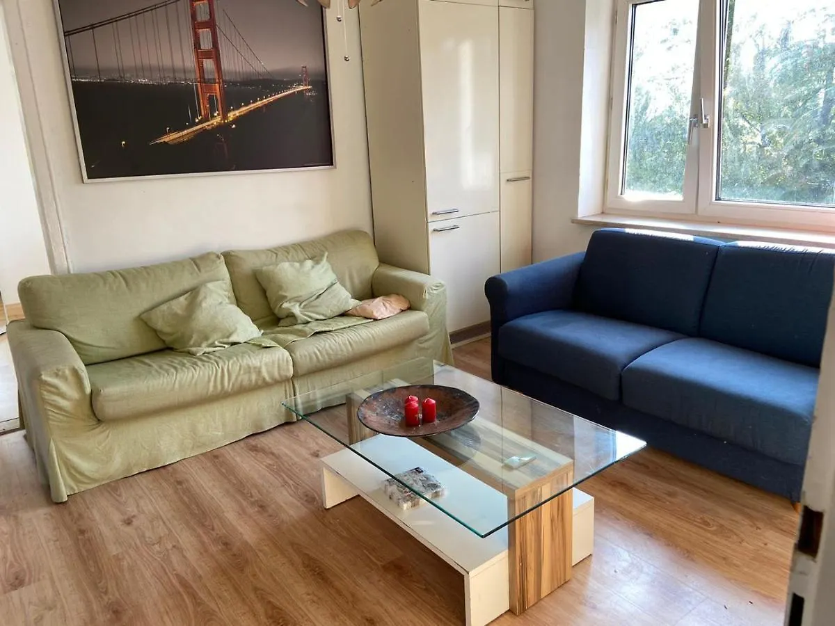 Private 2,5 Room Apartment In München